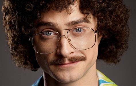 After Daniel Radcliffe As Weird Al Yankovic Photos Leak, The。